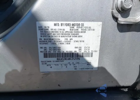 2019 Ford Ecosport Titanium z USA, uszkodzony, nr VIN MAJ6S3KL6KC252596